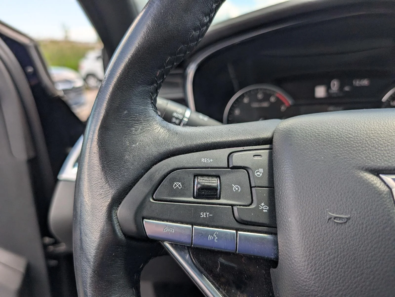 Used 2022 Dark Moon Blue Metallic Cadillac Premium Luxury image 13