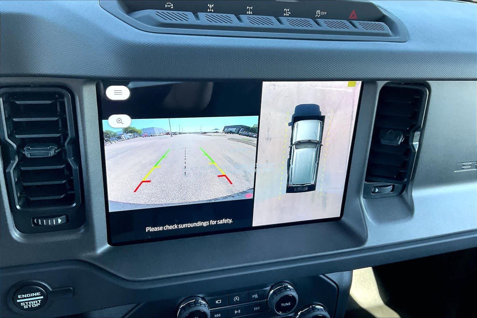 New 2026 Avalanche Gray Ford Badlands® image 17