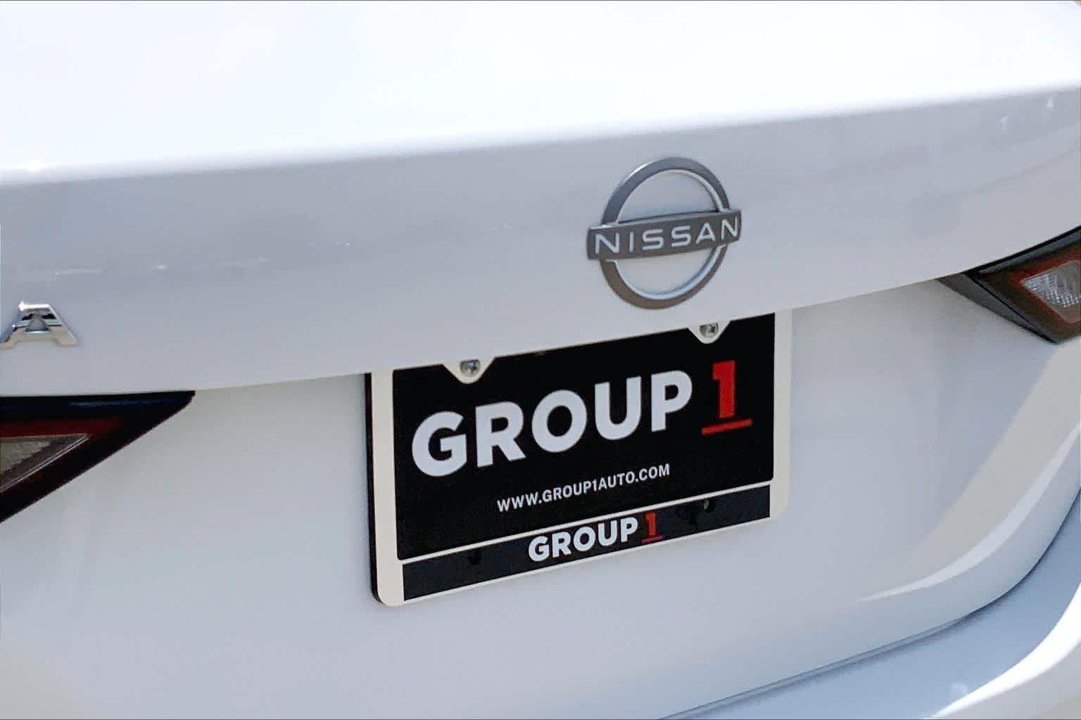 Used 2025 Fresh Powder Nissan SV image 30
