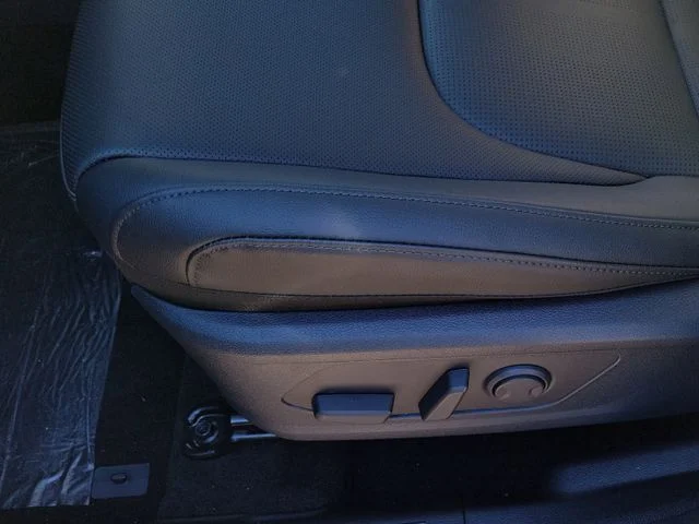 New 2026 Ebony Black Kia EX image 9