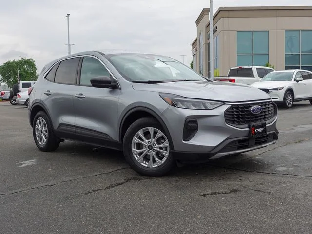 Used 2024 Silver Ford Active image 5