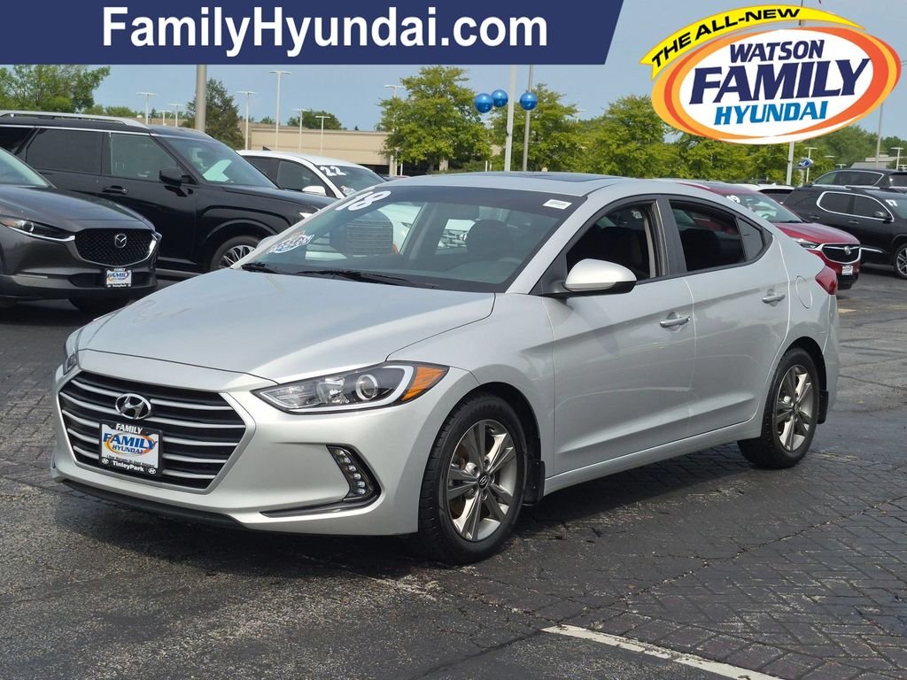 Used 2018 Silver Hyundai Value Edition image 7