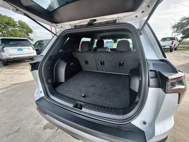 2026 Chevrolet Equinox LT - Photo 25