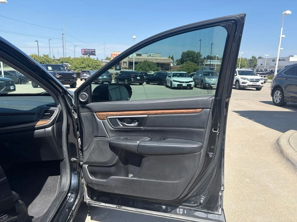 Used 2020 Black Honda EX-L image 26