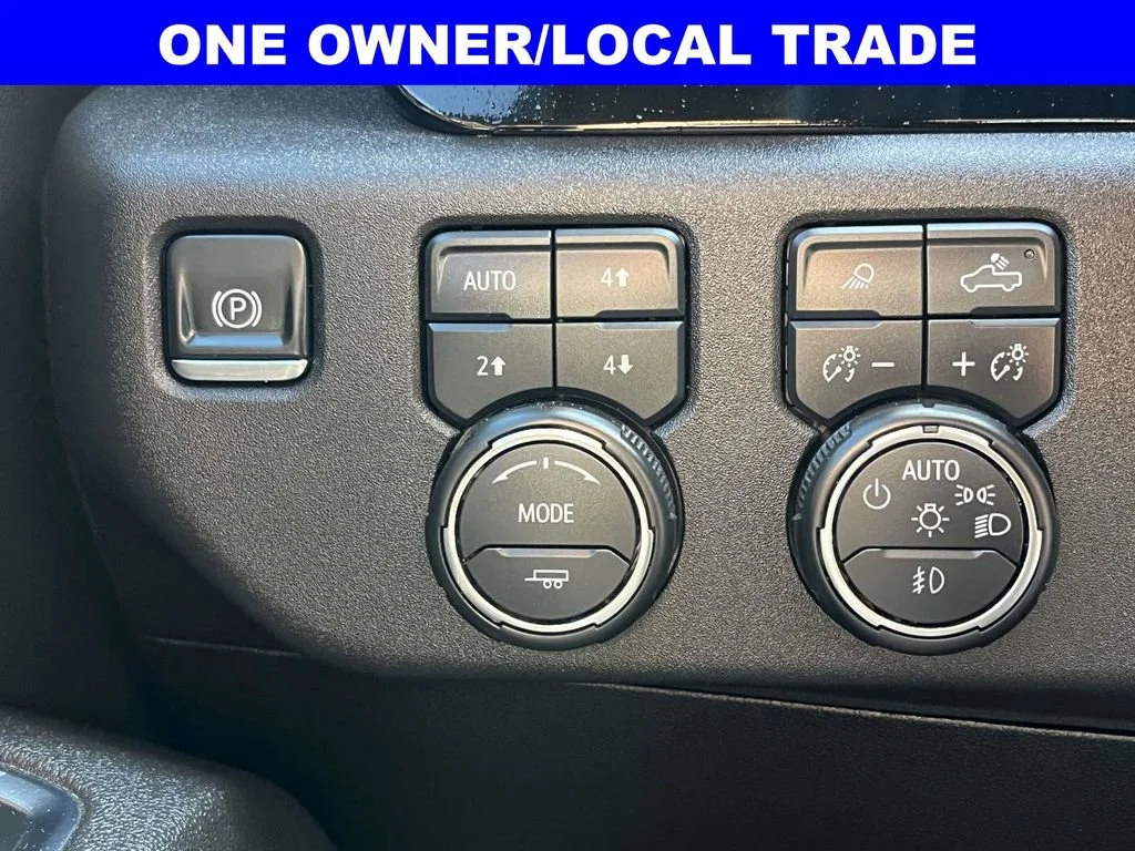 Used 2025 Sterling Gray Metallic Chevrolet High Country image 26
