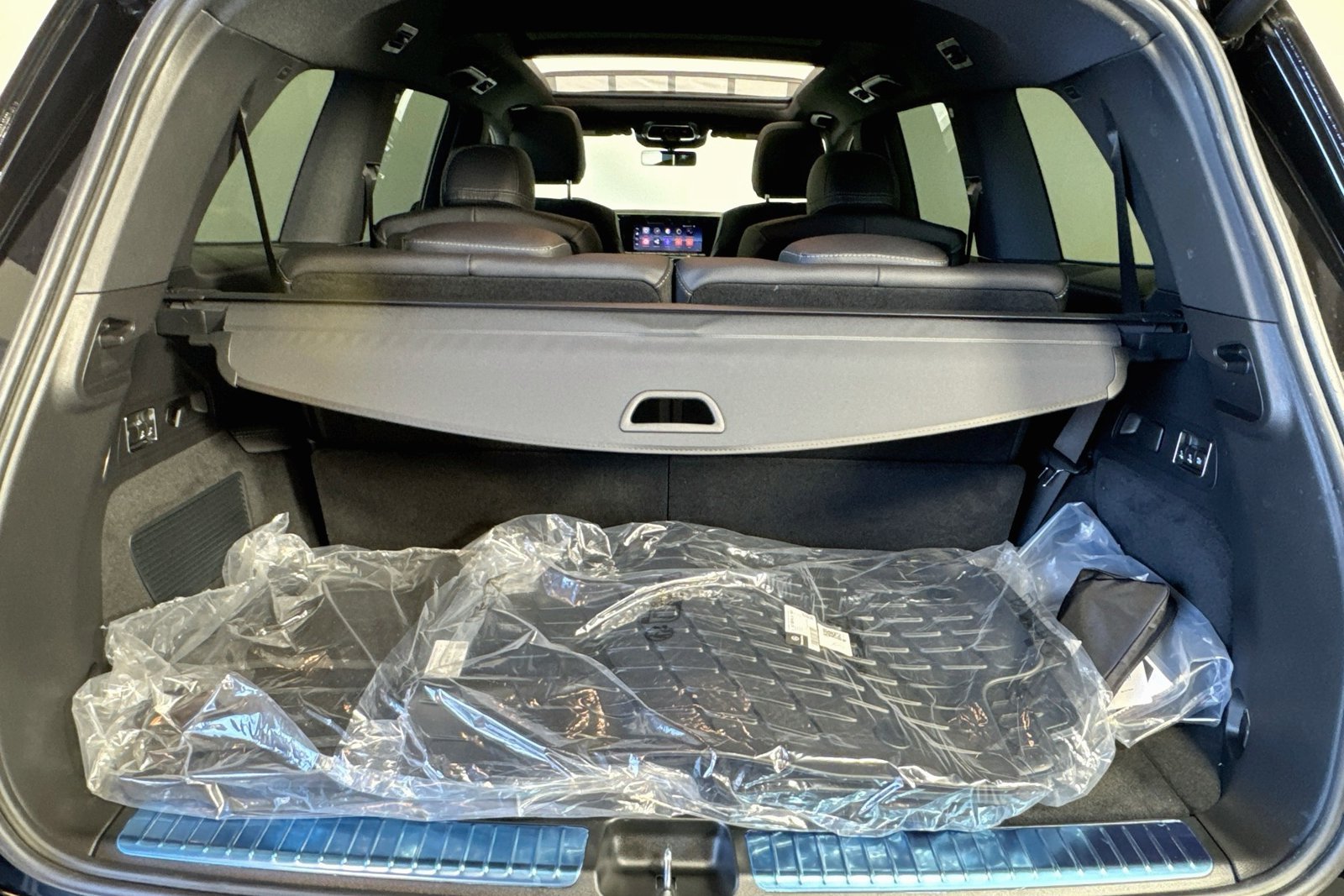 New 2027 Black Mercedes-Benz GLS 450 image 24