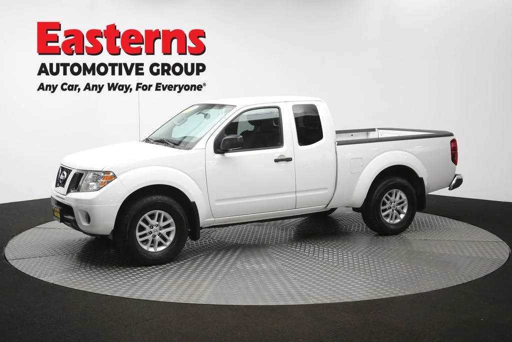 Used 2021 White Nissan SV image 56