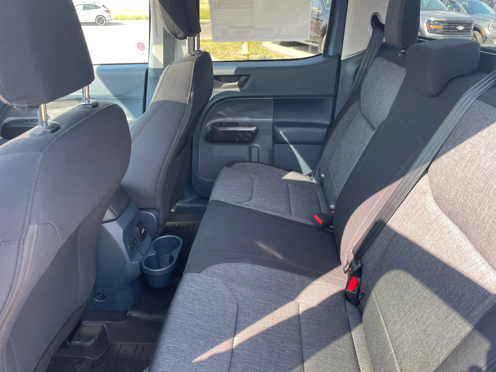 New 2026 Azure Grey Metallic Tri-Coat Ford XLT image 17