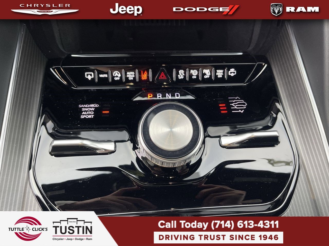New 2026 Bright White Clearcoat Jeep Summit Obsidian image 19