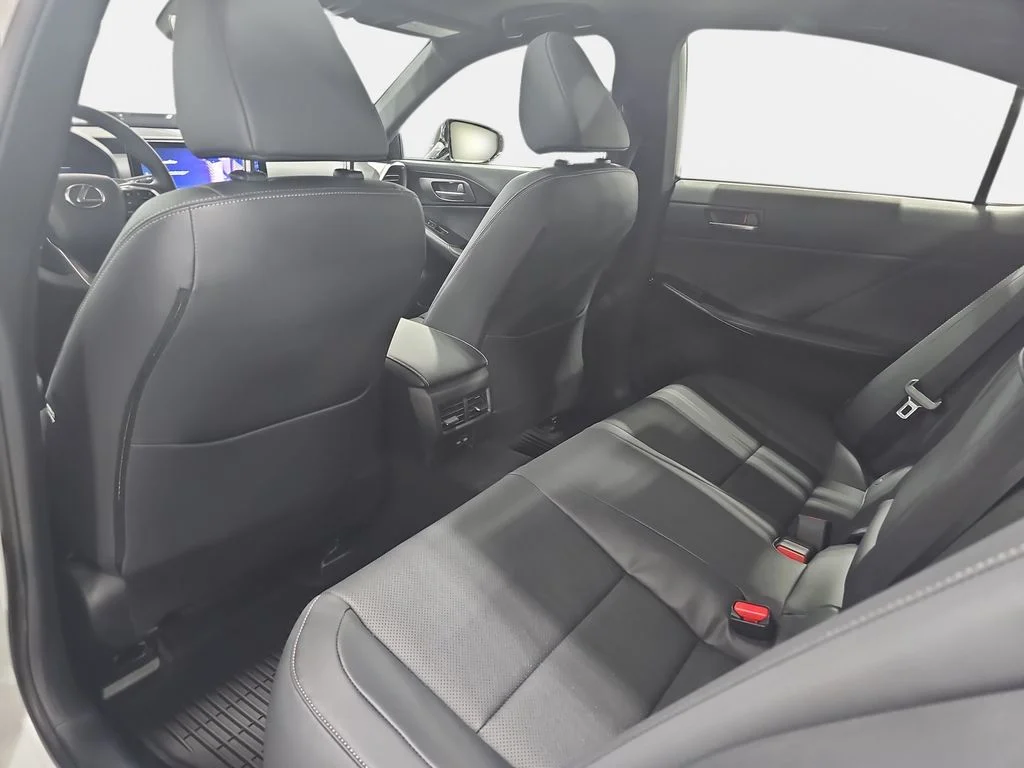 New 2026 Ultra White Lexus F SPORT DESIGN AWD image 11