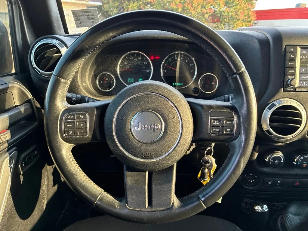 Used 2016 Gray Jeep Unlimited Sahara image 15