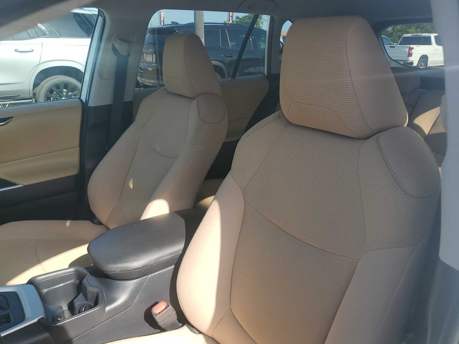 Used 2019 Super White White Toyota LE image 24