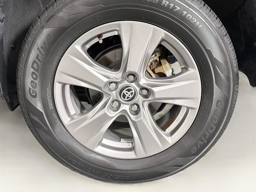 Used 2023 Red Toyota XLE image 35