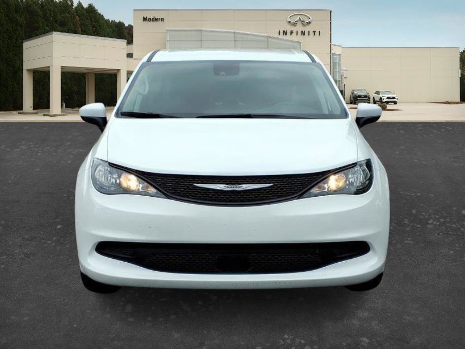 Used 2023 Bright White Clearcoat Chrysler LX image 2