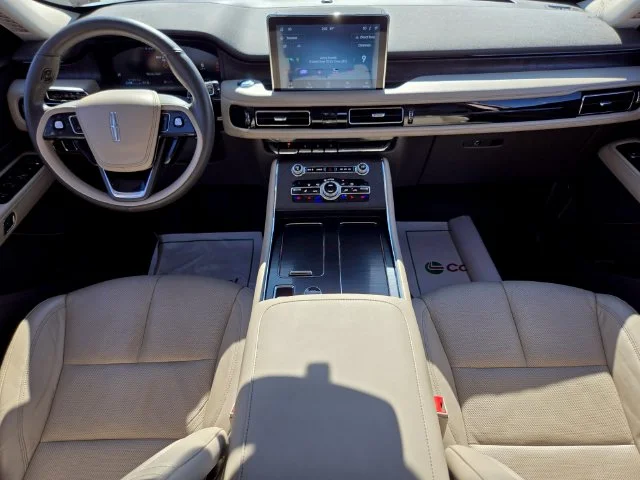 Used 2020 White Lincoln Reserve image 14