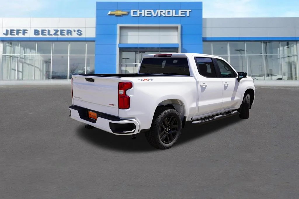 New 2026 Summit White Chevrolet RST image 3