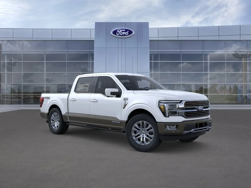 New 2026 Star White Metallic Tri-Coat Ford King Ranch image 45