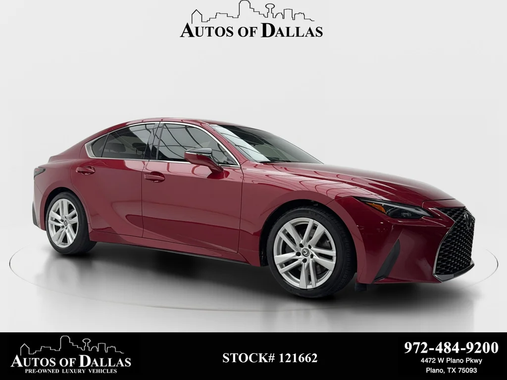 2022 Lexus IS