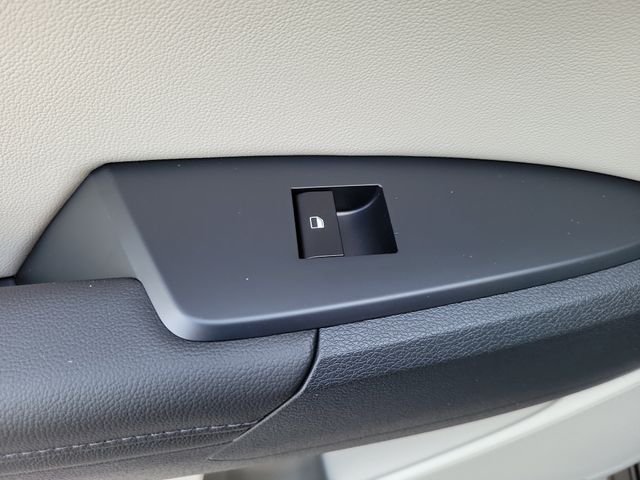 New 2026 Panthera Metal Gray Kia EX image 20