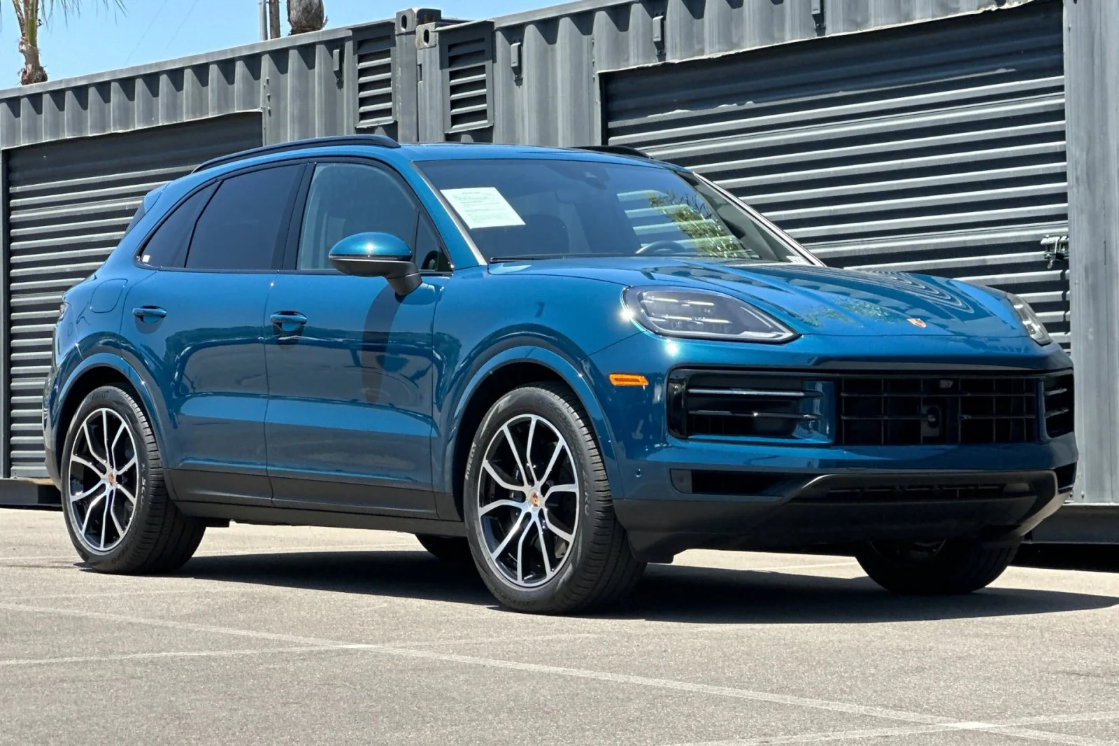 Used 2026 Montego Blue Metallic Porsche AWD image 10