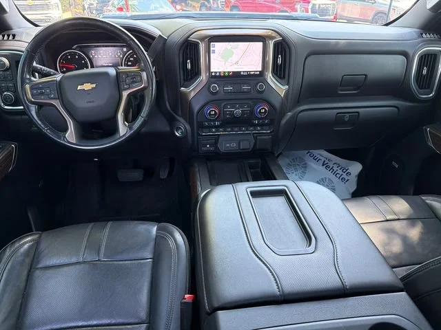 Used 2022 SILVER ICE METALLIC Chevrolet High Country image 22