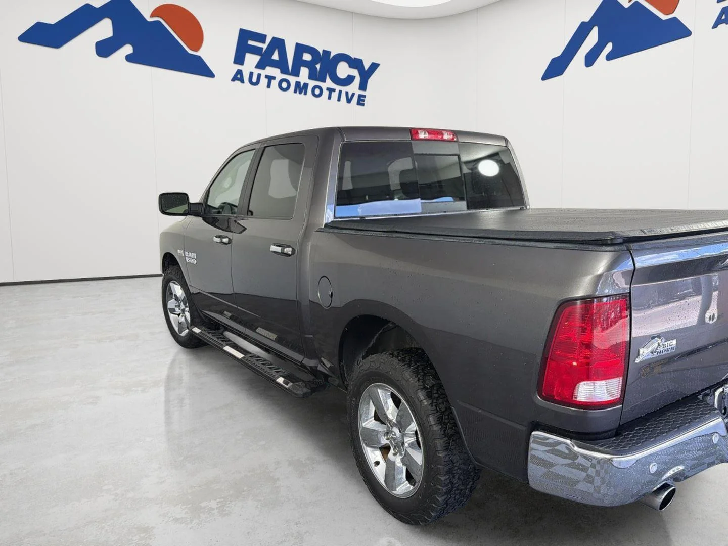 Used 2017 Granite Crystal Metallic Clearcoat Ram Big Horn image 7