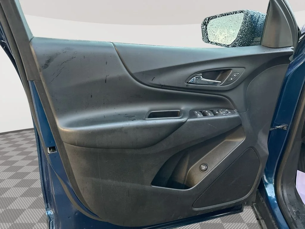 Used 2019 Blue Chevrolet LT image 24