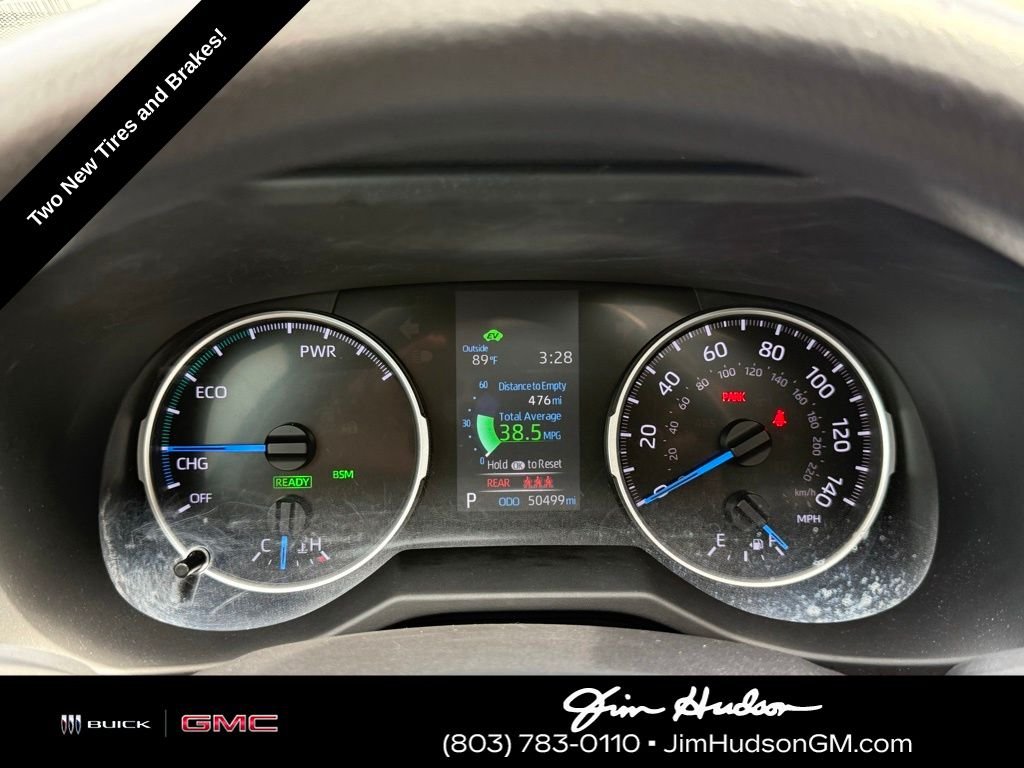 Used 2022 Silver Toyota XLE image 29