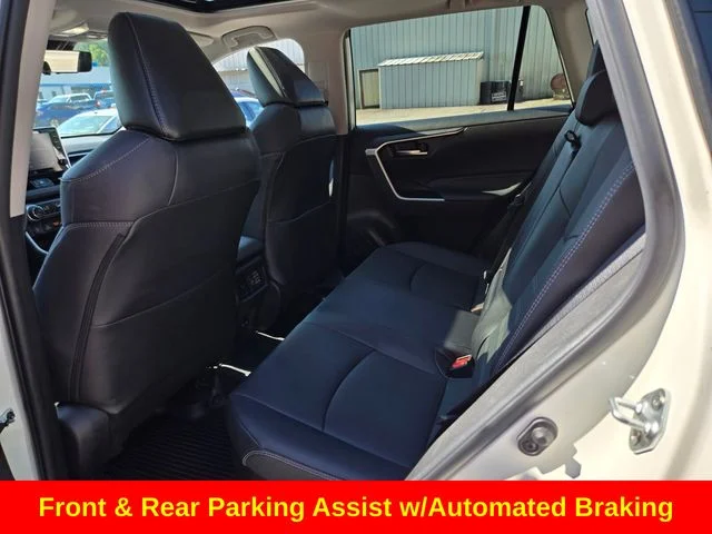 Used 2022 White Toyota XLE Premium image 14