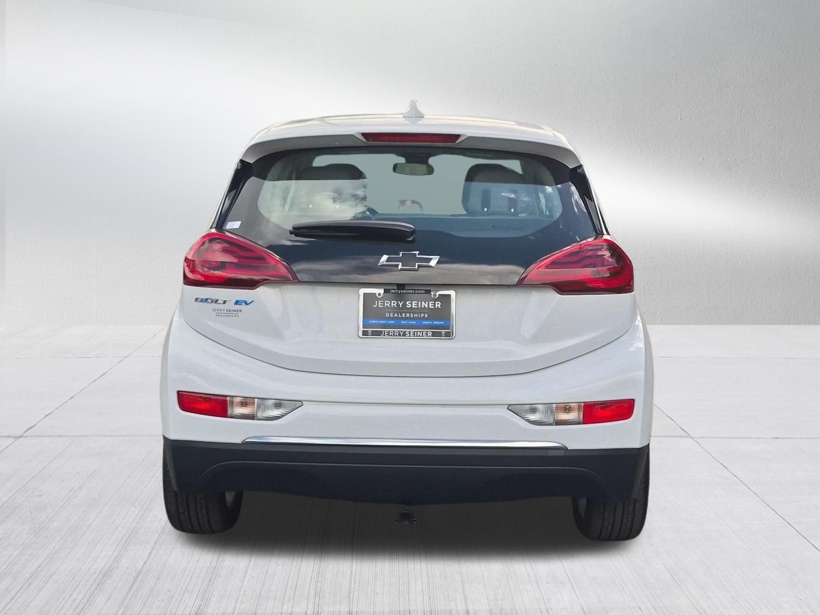 Used 2018 (Includes (TUS) Black grille.) Chevrolet LT image 4