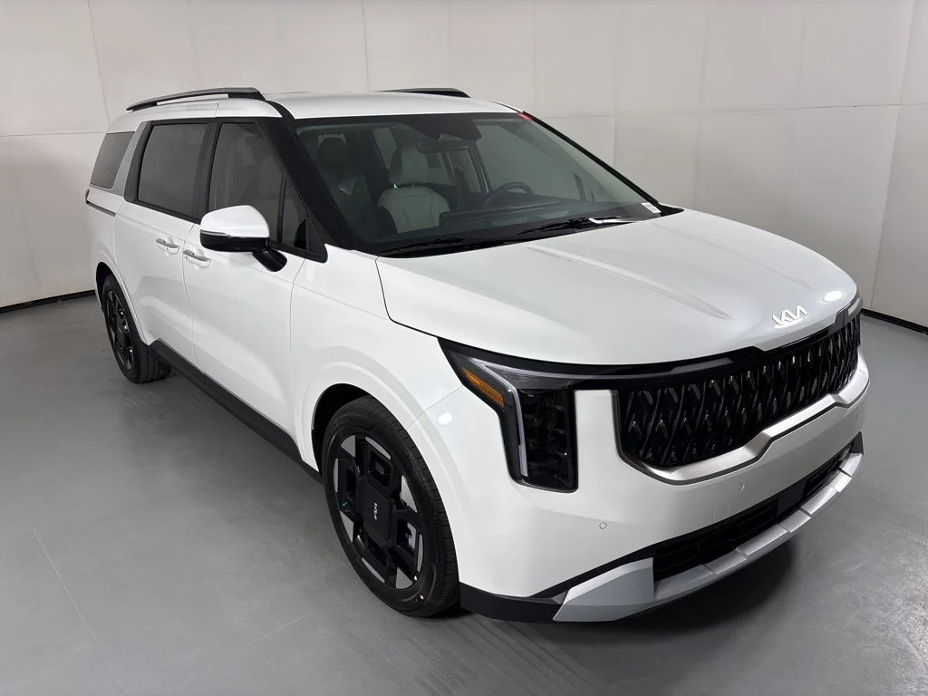 New 2026 Snow White Pearl Kia EX image 2