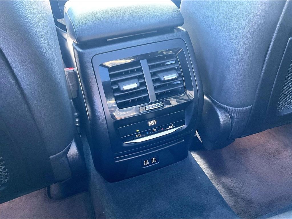 Used 2021 Blue BMW xDrive30i image 29