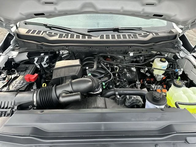 New 2026 Oxford White Ford F-350® XLT image 18