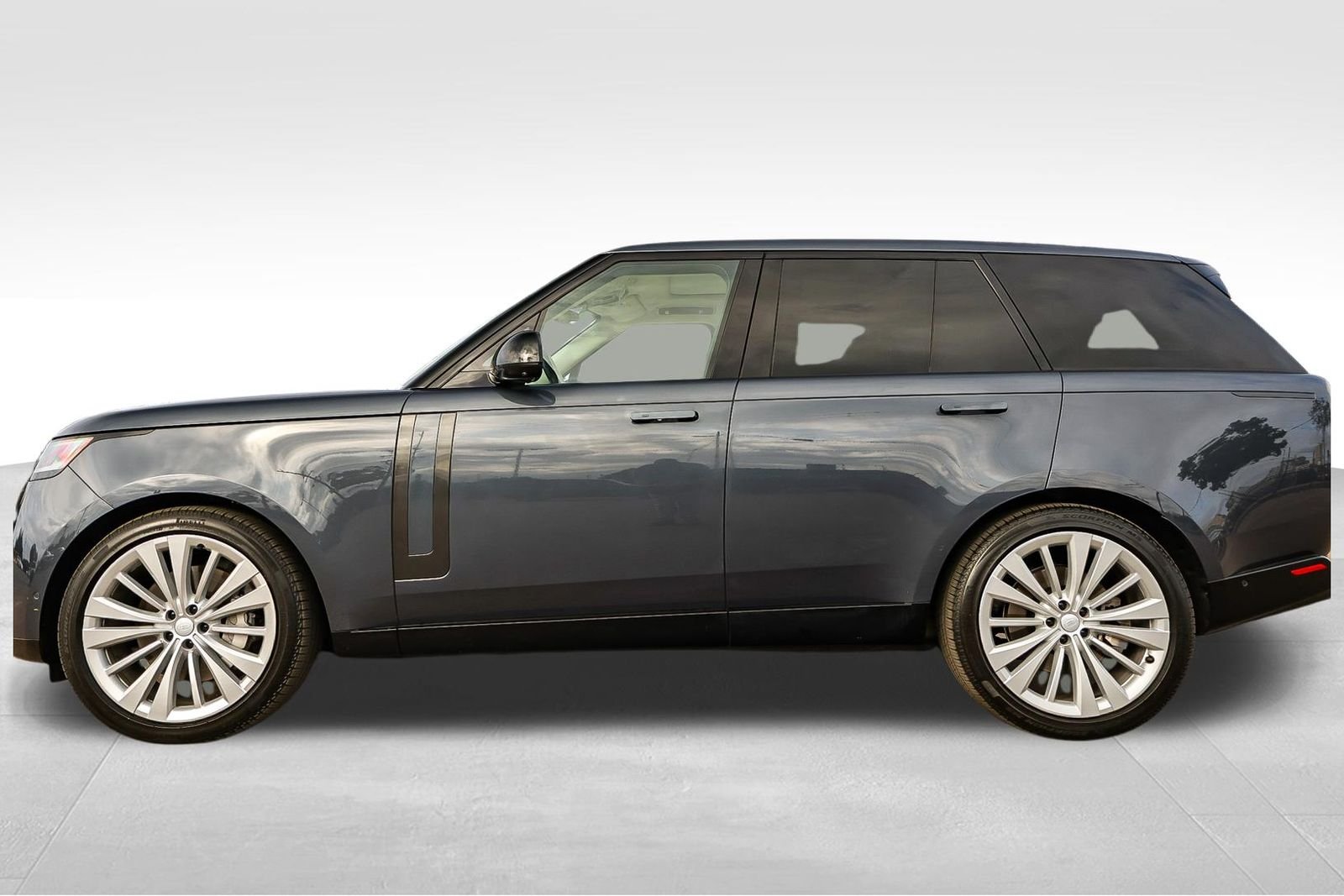 2024 Land Rover Range Rover SE - Photo 8