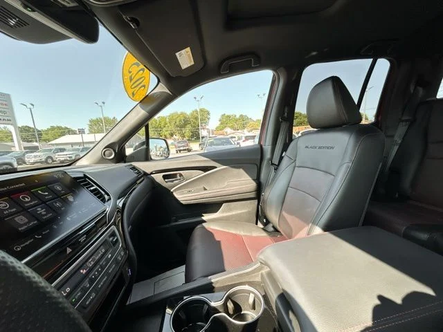 Used 2025  Honda Black Edition image 49