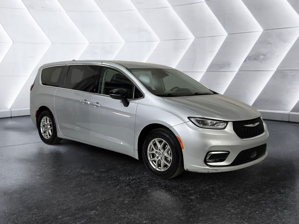 2024 Chrysler Pacifica