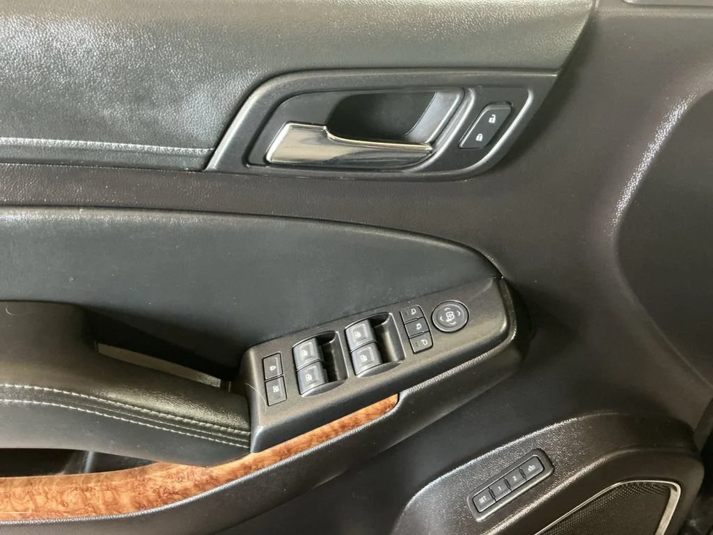 Used 2016 BLACK Chevrolet LTZ image 8