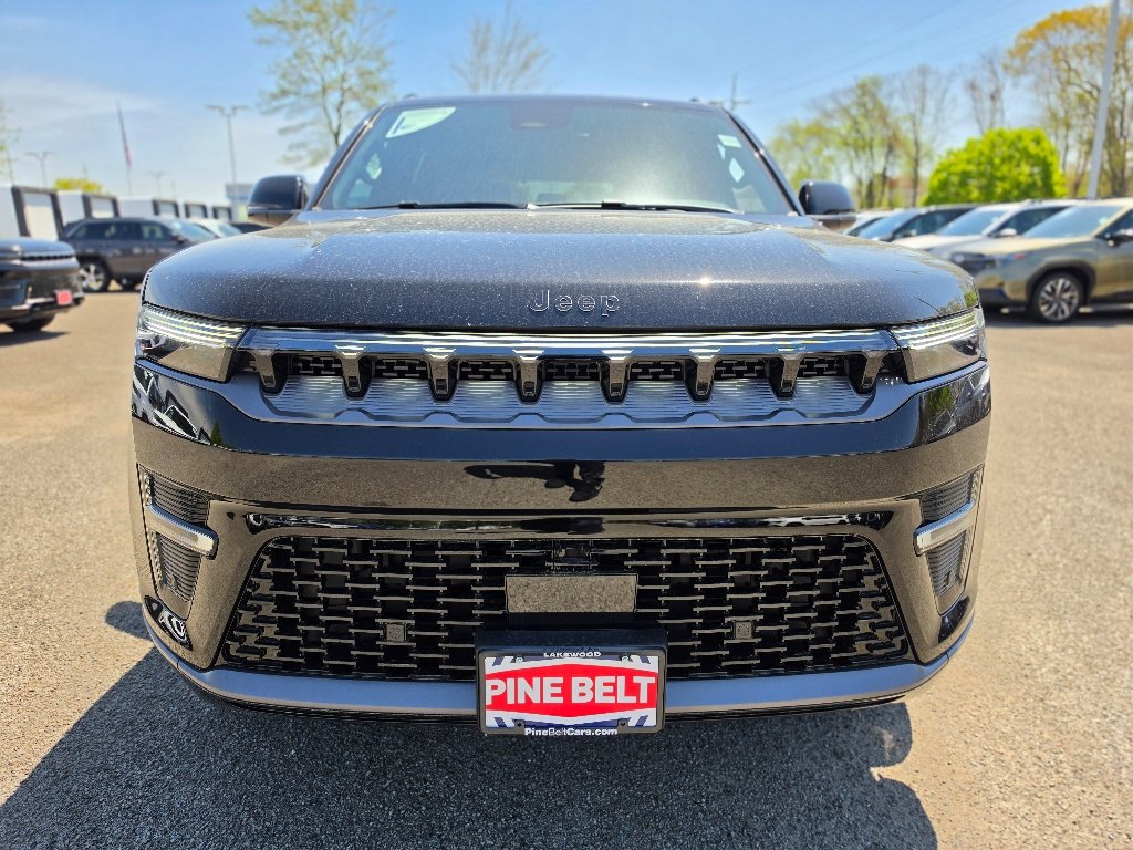 New 2026 High Gloss Black Exterior Paint Jeep Limited Altitude image 7