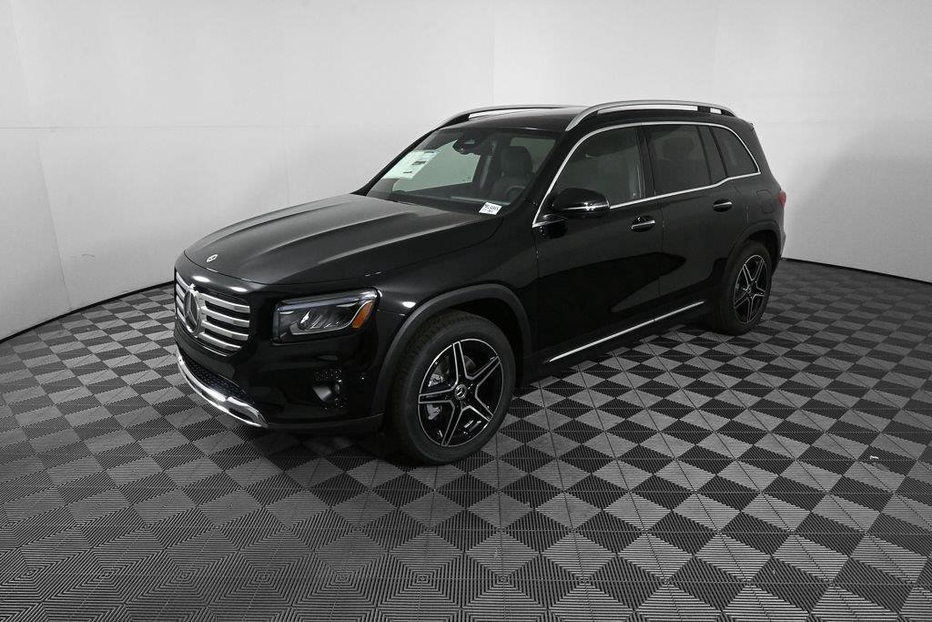New 2026 Night Black Mercedes-Benz GLB 250 image 39