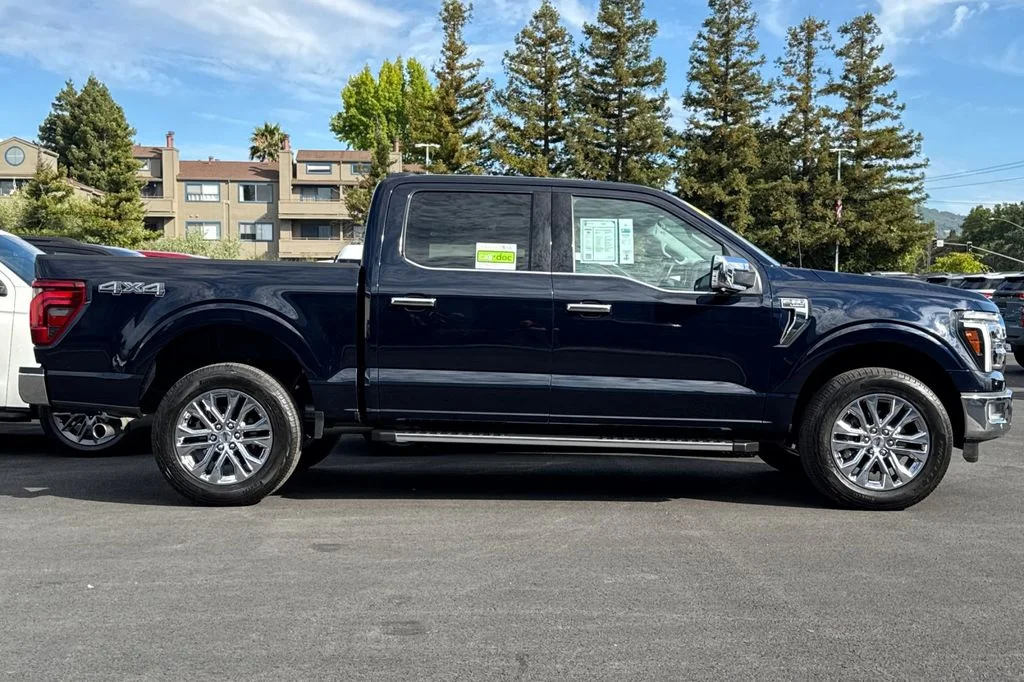 Used 2024 Blue Metallic Ford Lariat image 3