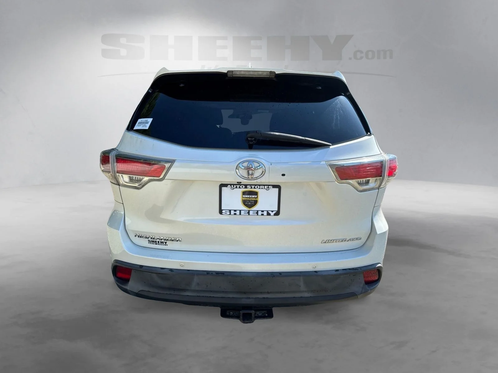 Used 2015 Blizzard Pearl Toyota Limited image 14