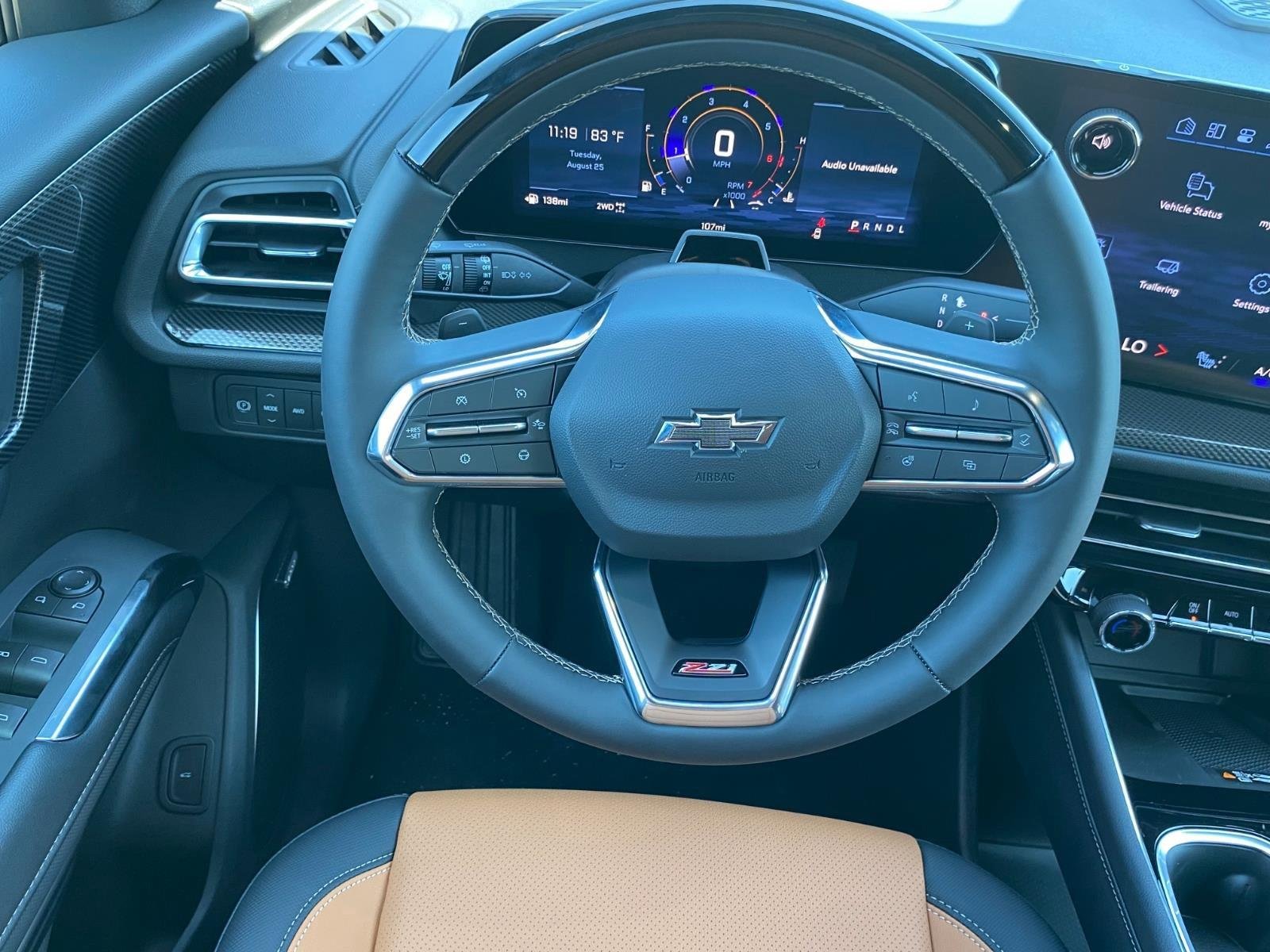 New 2027 Mosaic Black Metallic Chevrolet AWD Z71 image 9