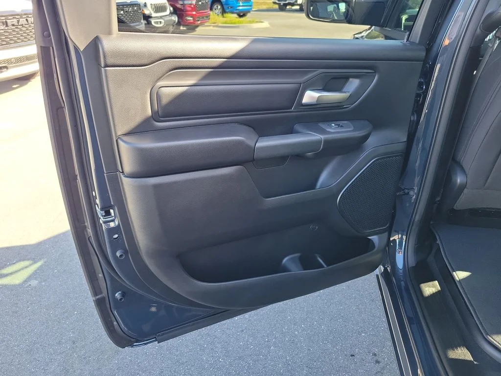 New 2026 Forged Blue Metallic Exterior Paint RAM Express image 26