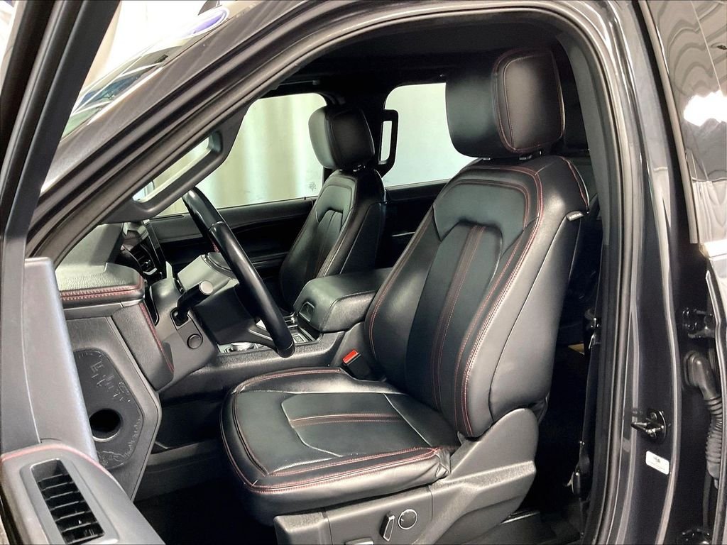 Used 2023 Gray Ford Limited image 10