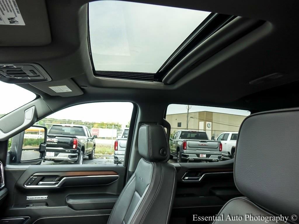 2024 GMC SIERRA - Image 10