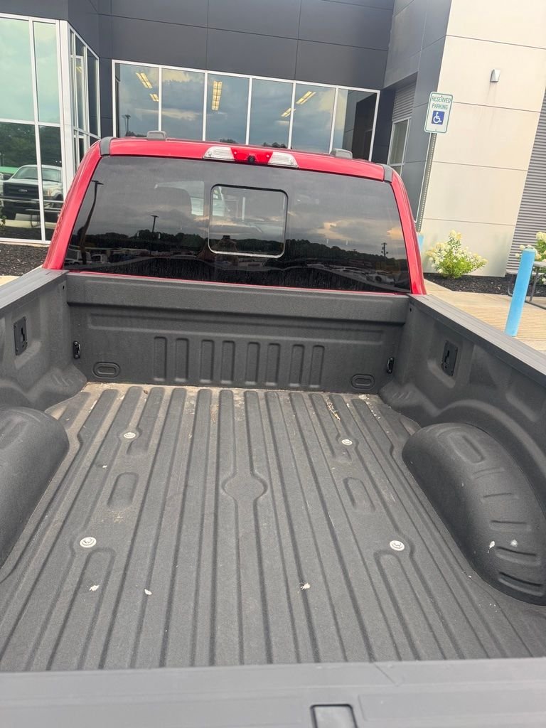 Used 2021 Red Ford XLT image 7