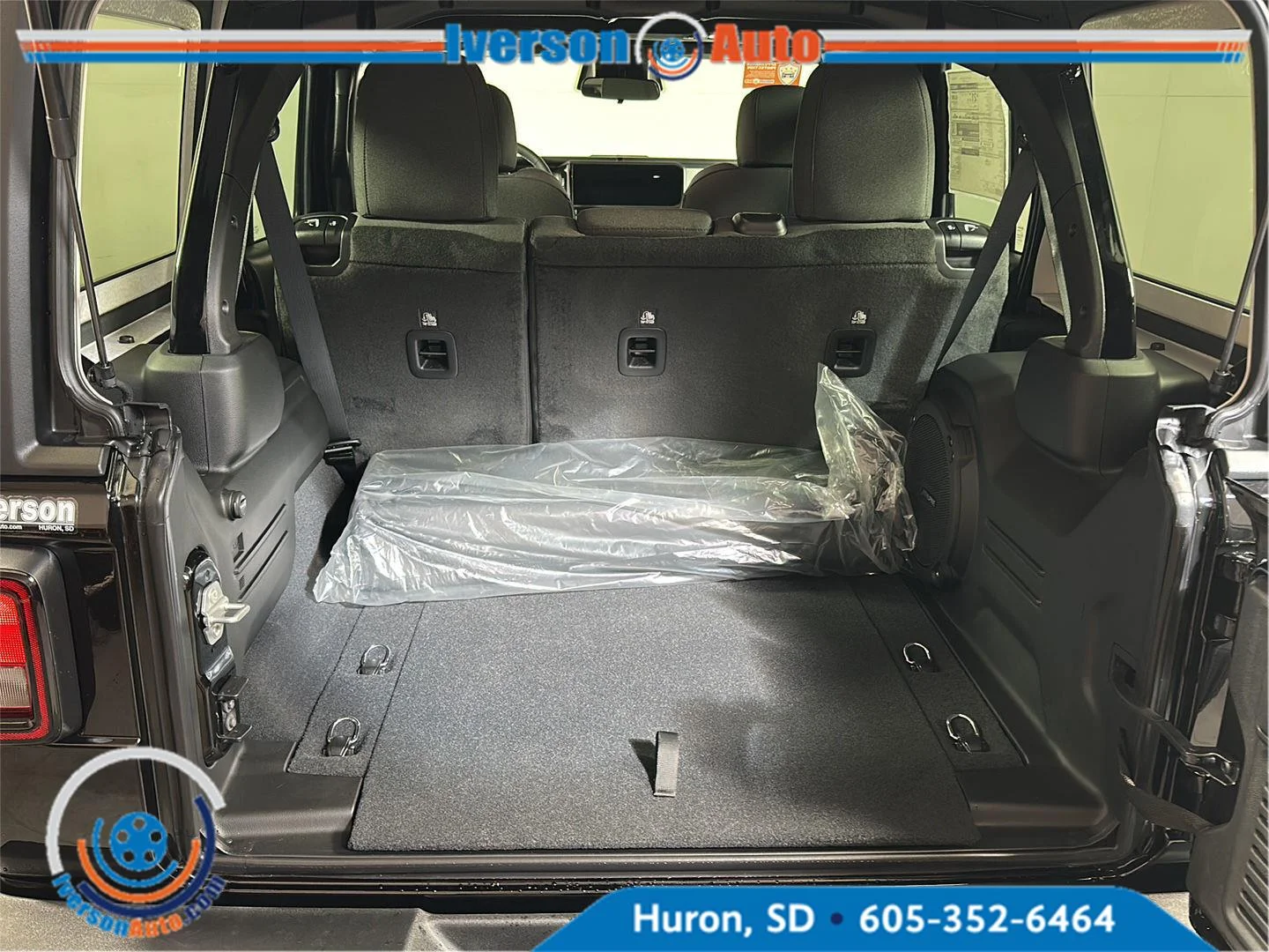 New 2027 Black Clear-Coat Paint Jeep Sport S image 8