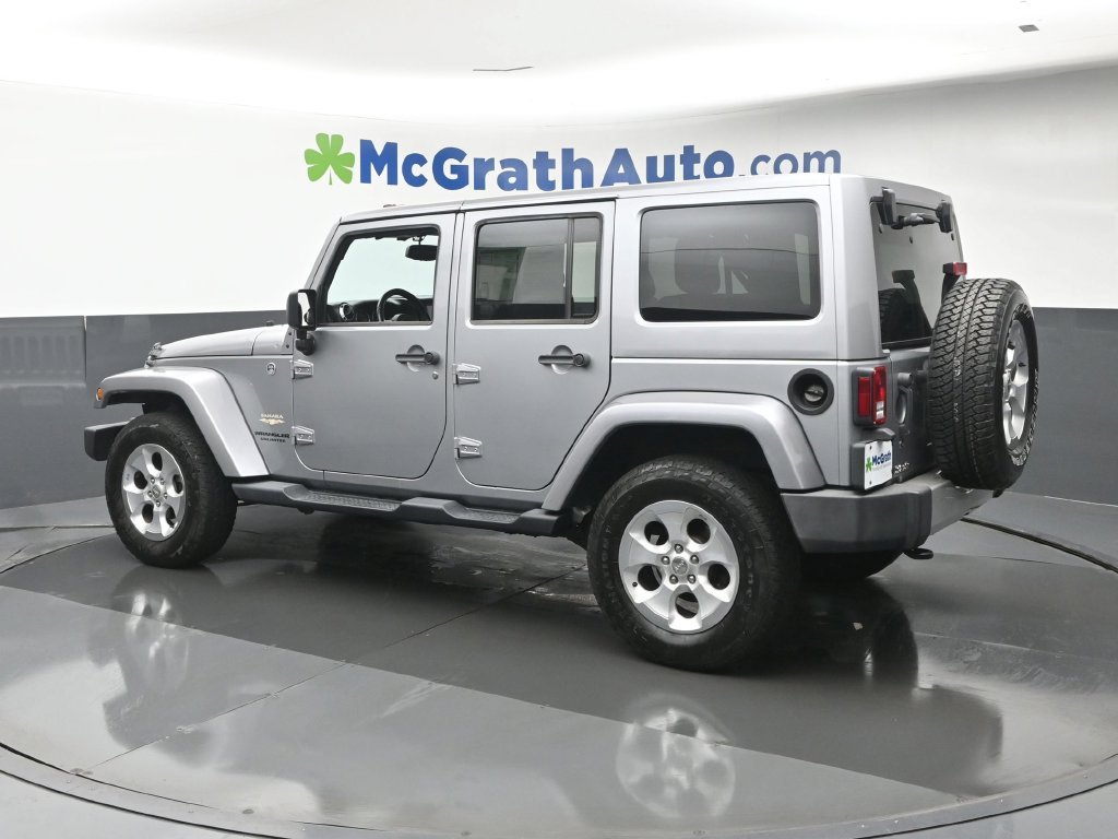 Used 2014 Gray Jeep Unlimited Sahara image 24