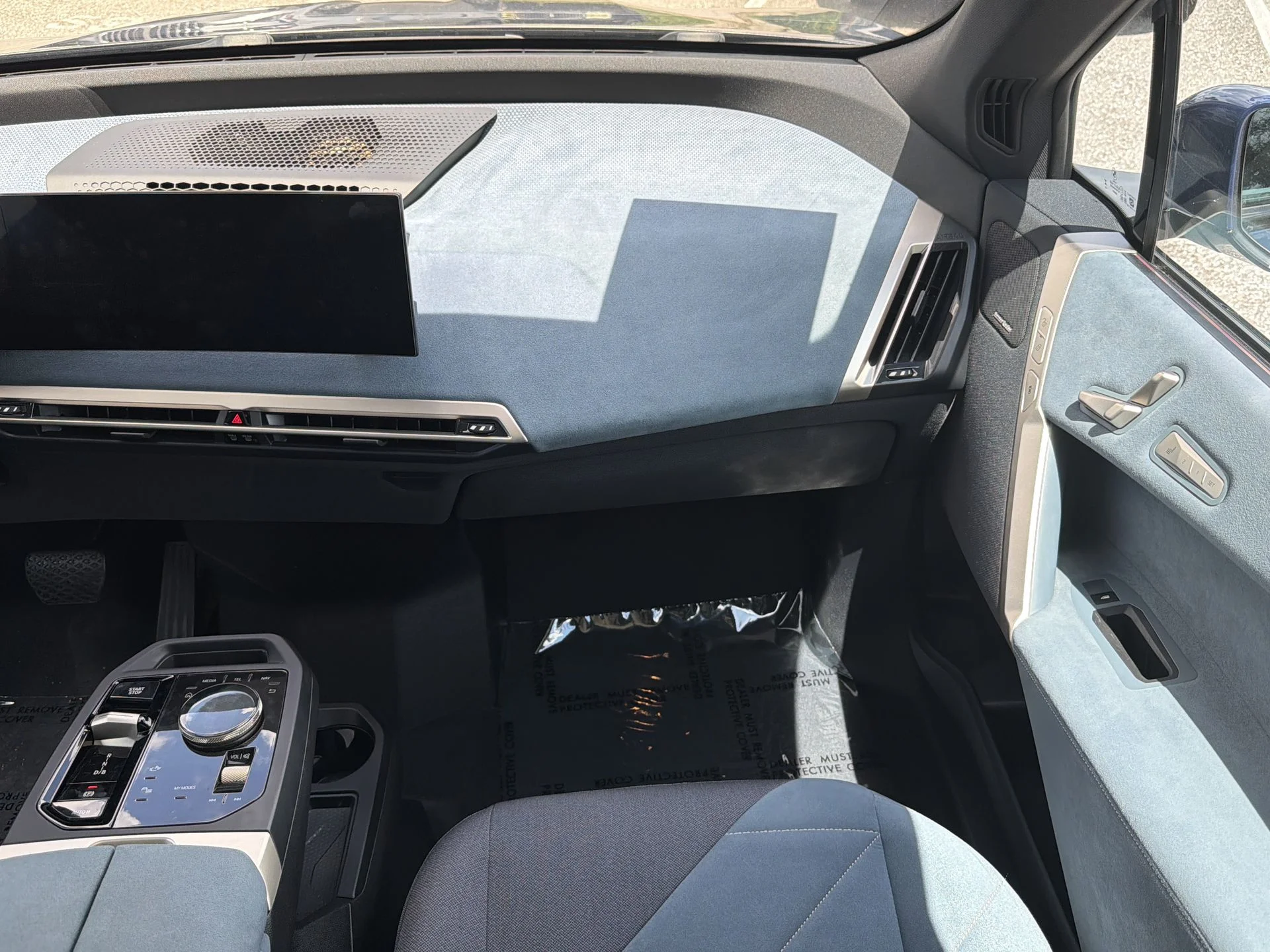 Certified Used 2023 Blue BMW xDrive50 image 18