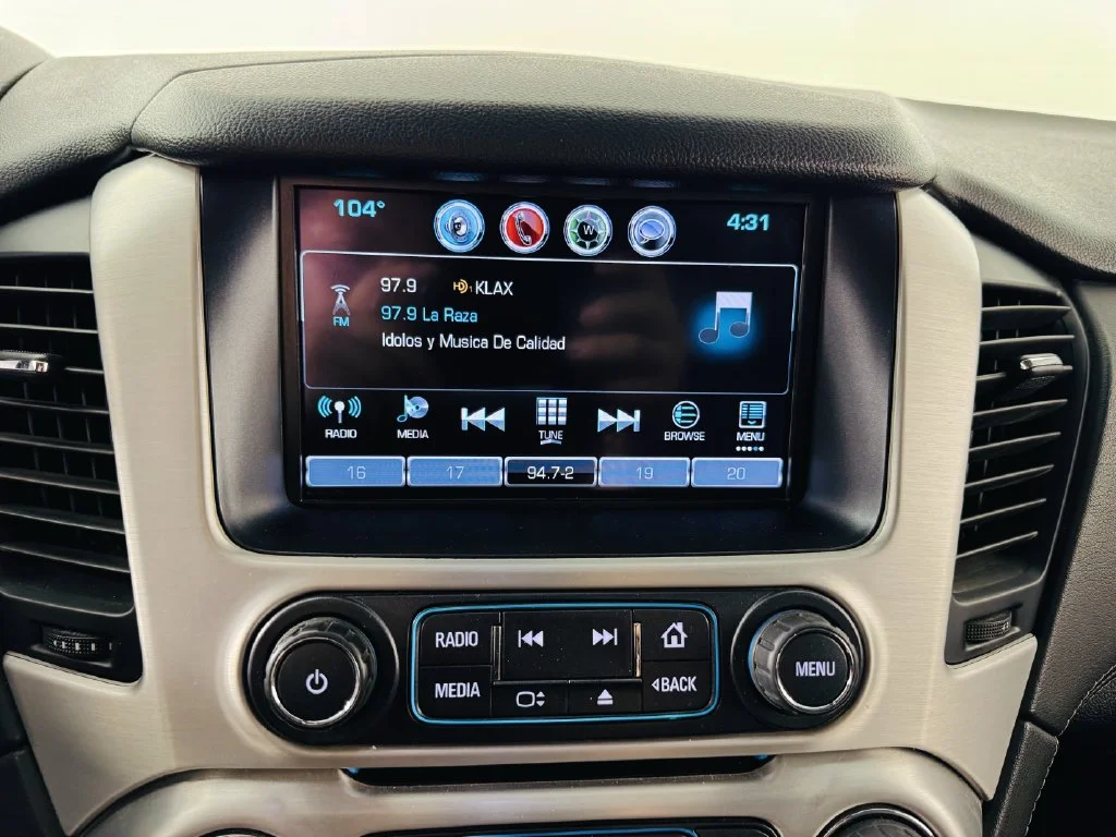 Used 2019 Black GMC SLE image 15